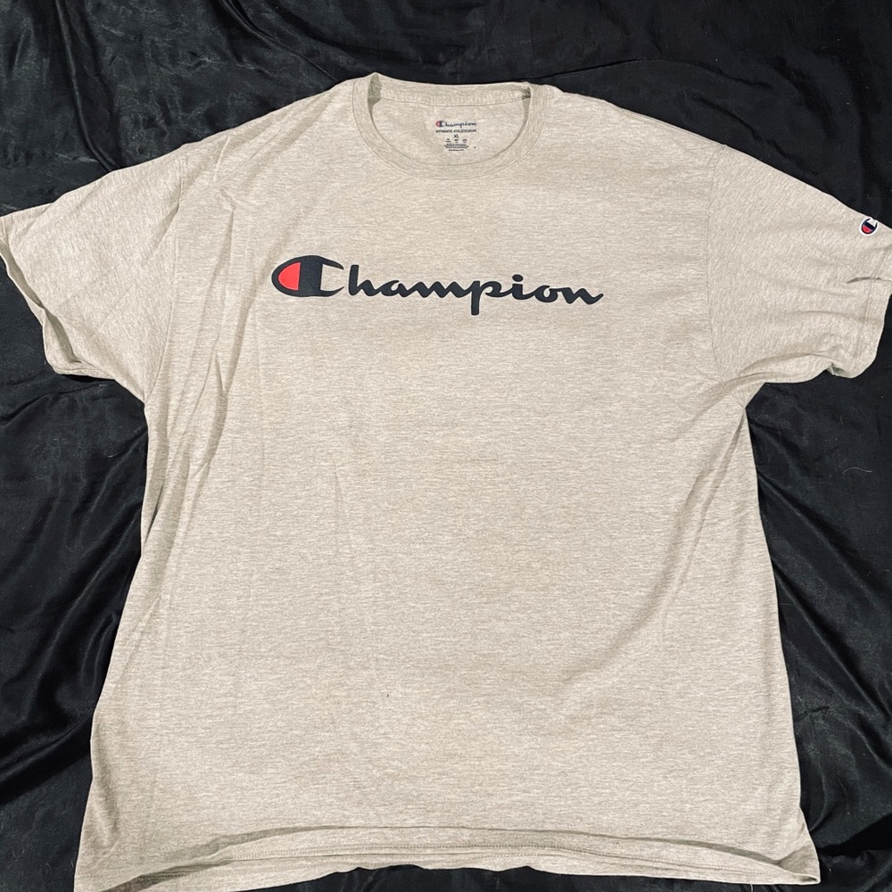 Champion Tee Shirt in Grey Size XL
